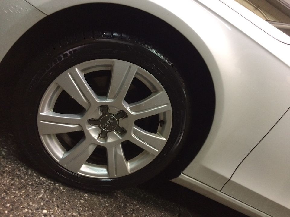 Фото в бортжурнале Audi A4 (B8)