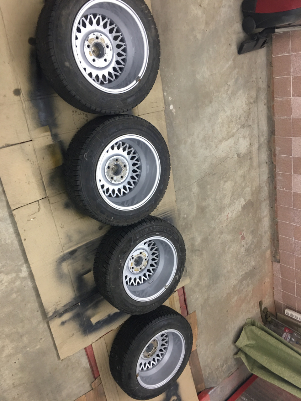 Фото в бортжурнале Mercedes-Benz 190 (W201)