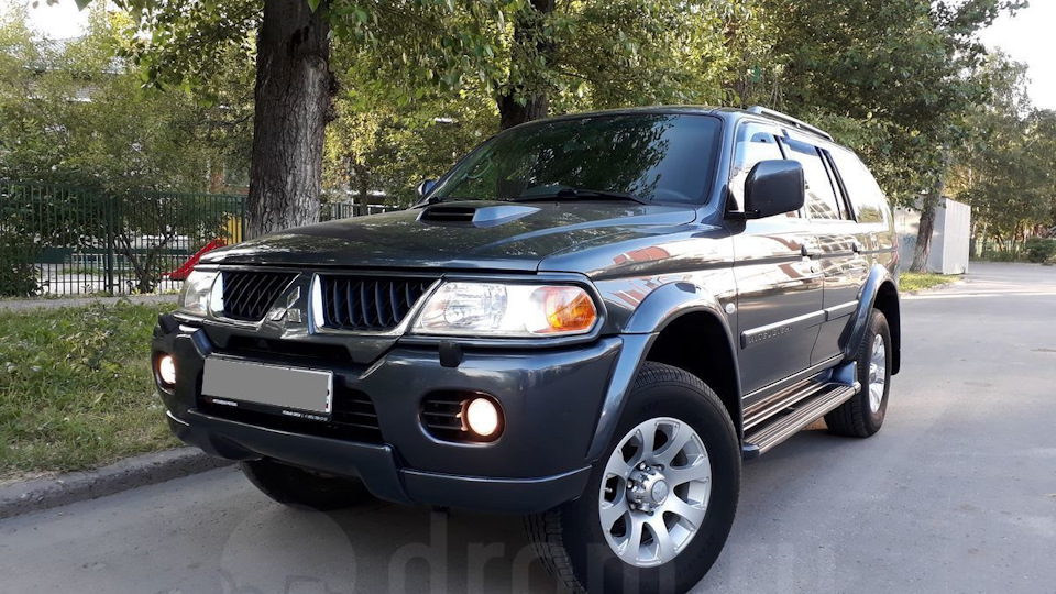 Mitsubishi Pajero Sport