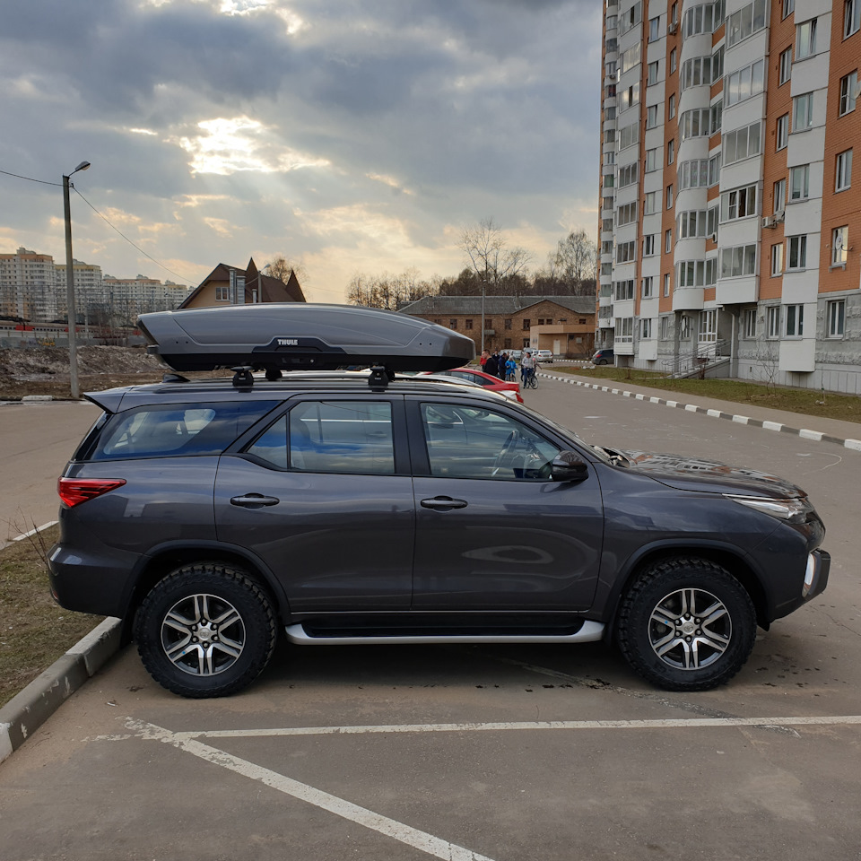 Фото в бортжурнале Toyota Fortuner (2G)