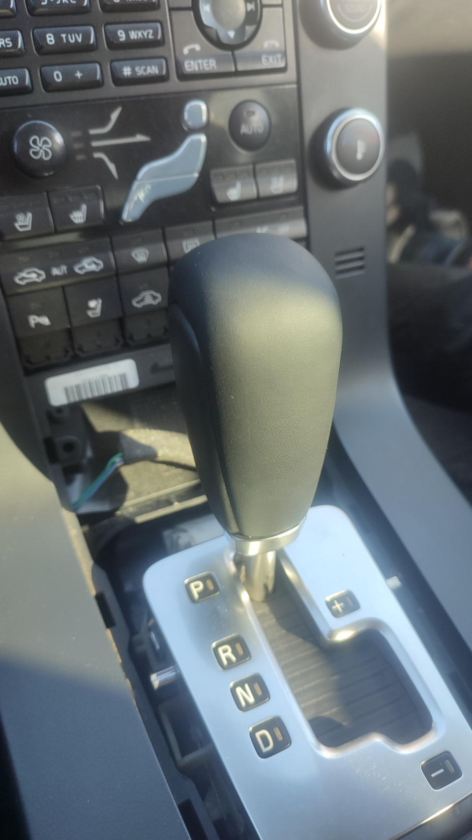 Фото в бортжурнале Volvo S80 (2G)