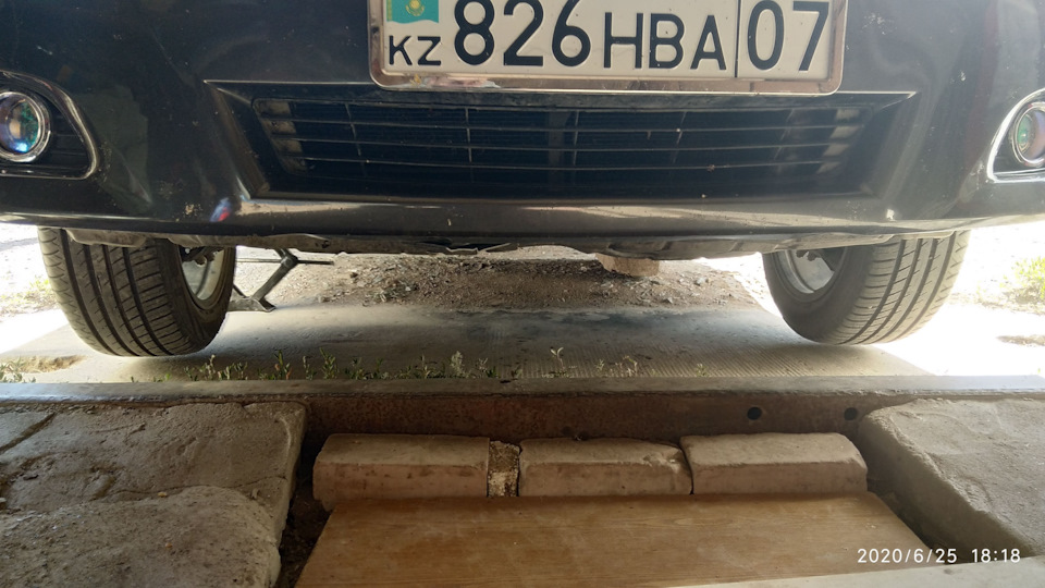 Перед висит — Toyota Camry (XV40)