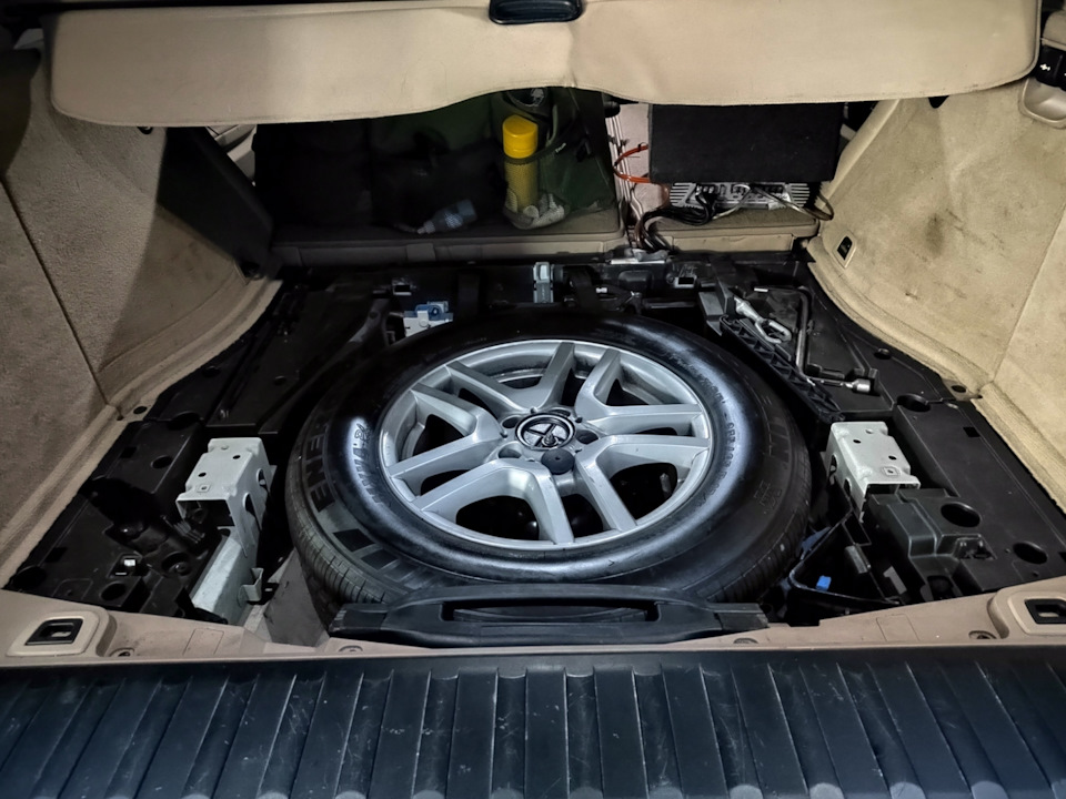 Фото в бортжурнале BMW X5 (E53)