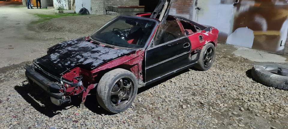 Содрал плёнку — Toyota MR2 (2G)