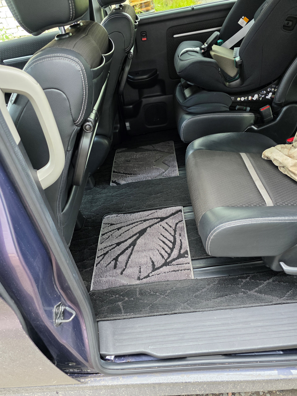Photo from the logbook Honda Stepwgn (5G)
