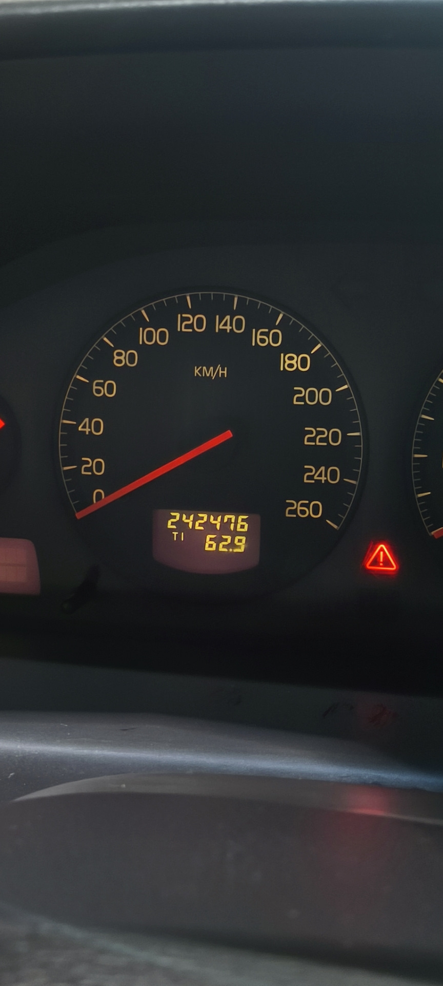 Фото в бортжурнале Volvo S60 (1G). Запчасти на фото: 10020140