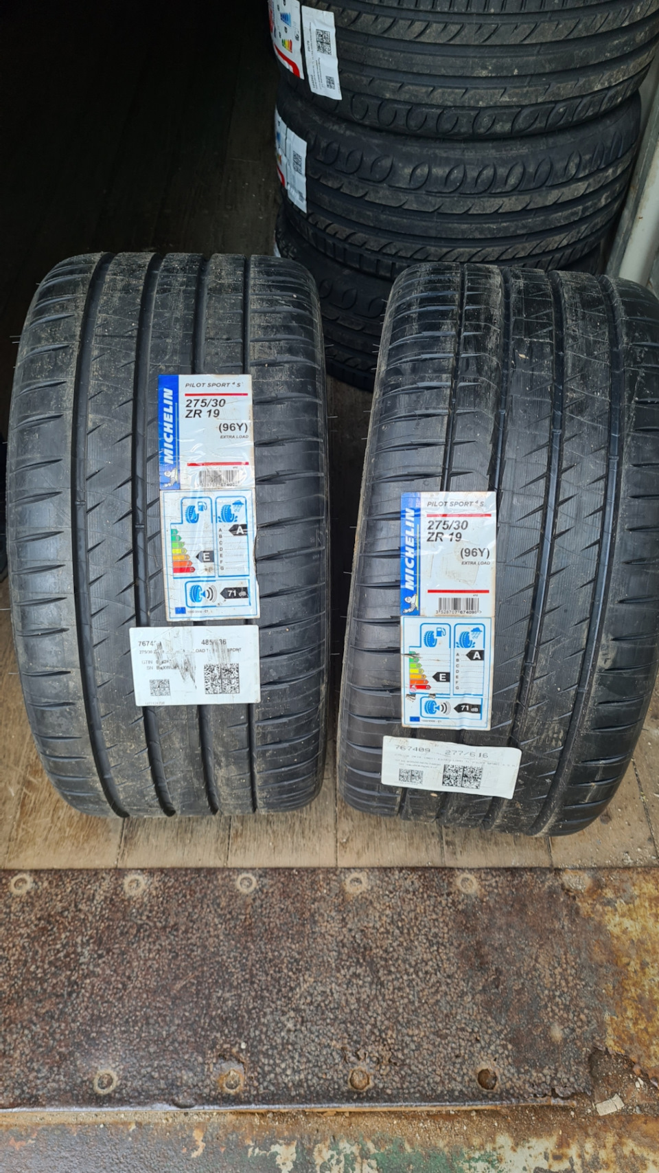 Новые шины Мишлен пилот спорт 4S . — BMW 3 series Coupe (E92). Found on photo: Michelin Pilot Sport