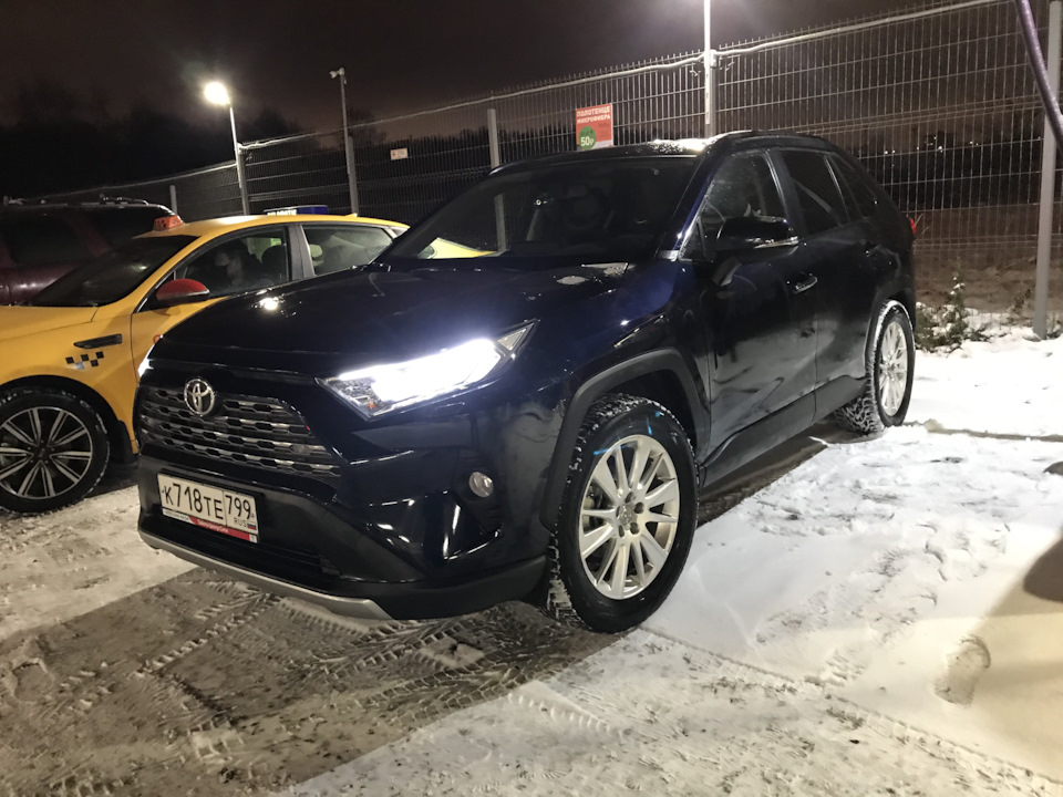 Фото в бортжурнале Toyota RAV4 (5G)
