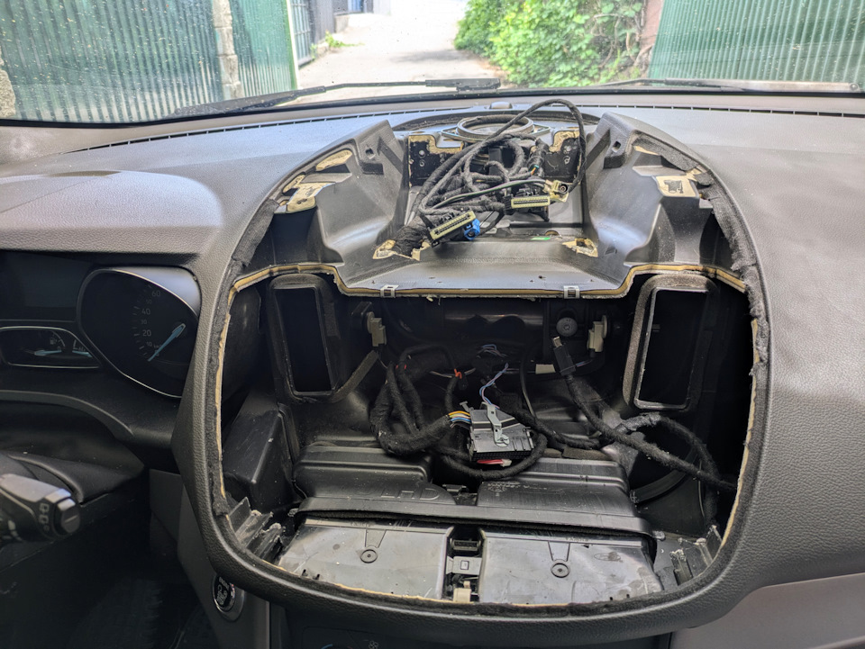 Фото в бортжурнале Ford Kuga (2G)