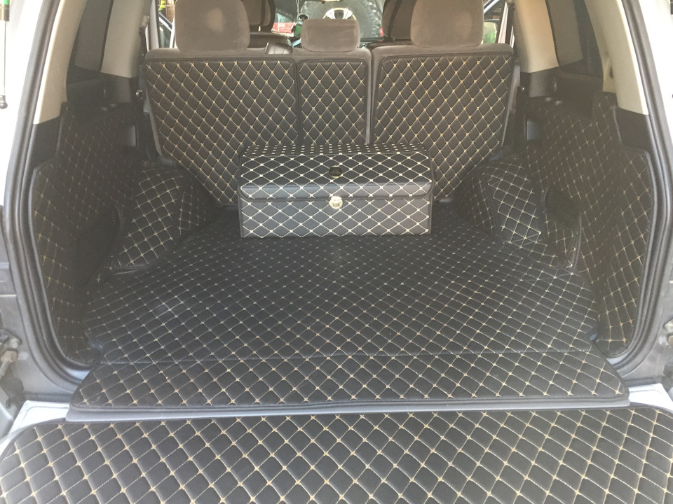 Фото в бортжурнале Toyota Land Cruiser 200