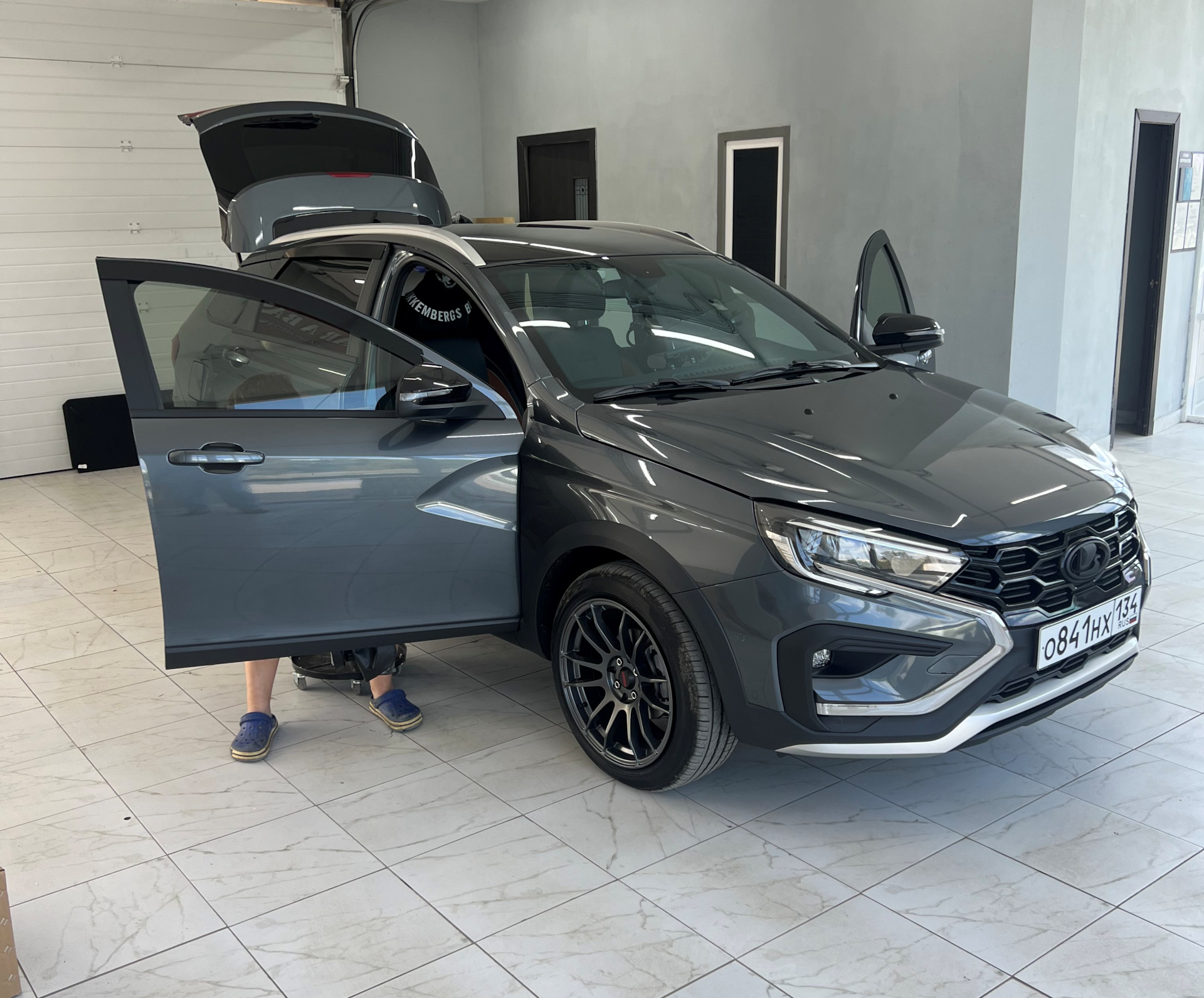 Тишина и мощь: что даёт правильная шумоизоляция и звук — Lada