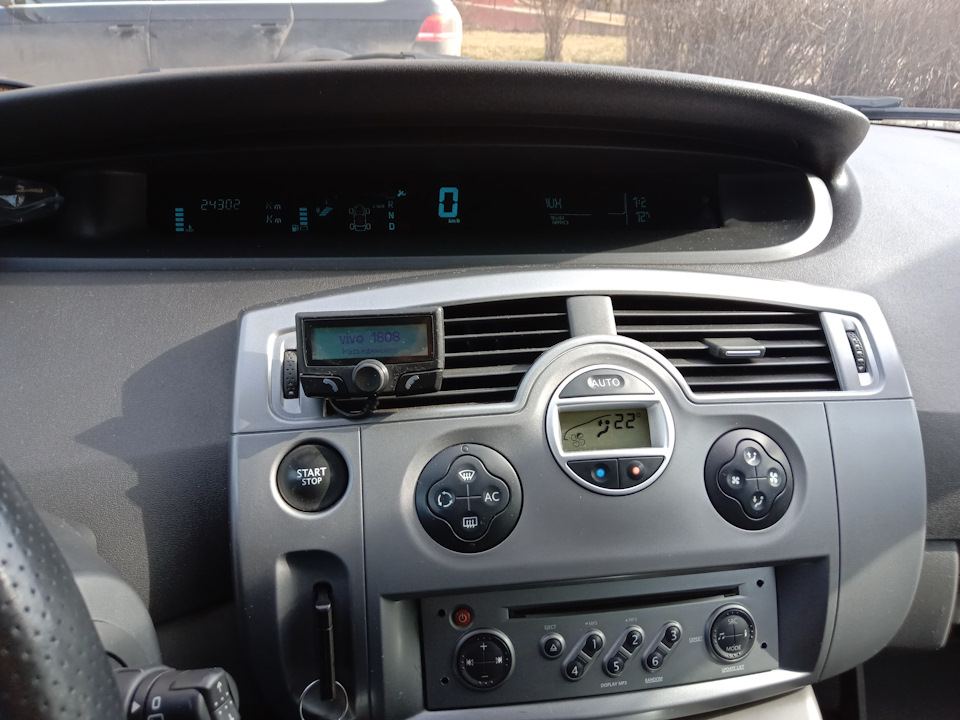 Фото в бортжурнале Renault Scenic II