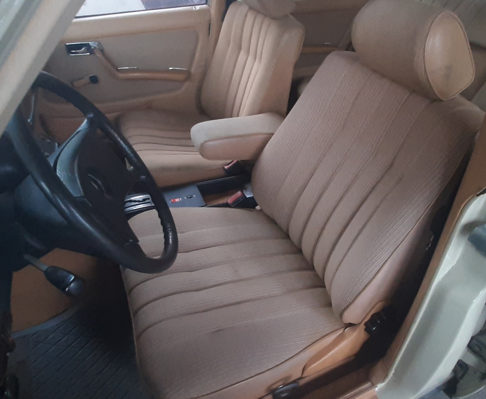 Стало — Mercedes-Benz W123