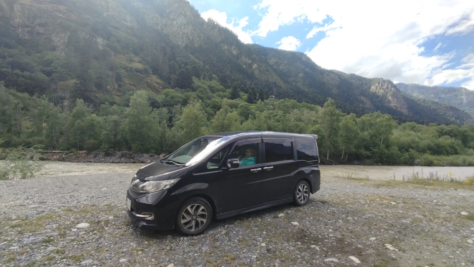 Honda Stepwgn Касатик