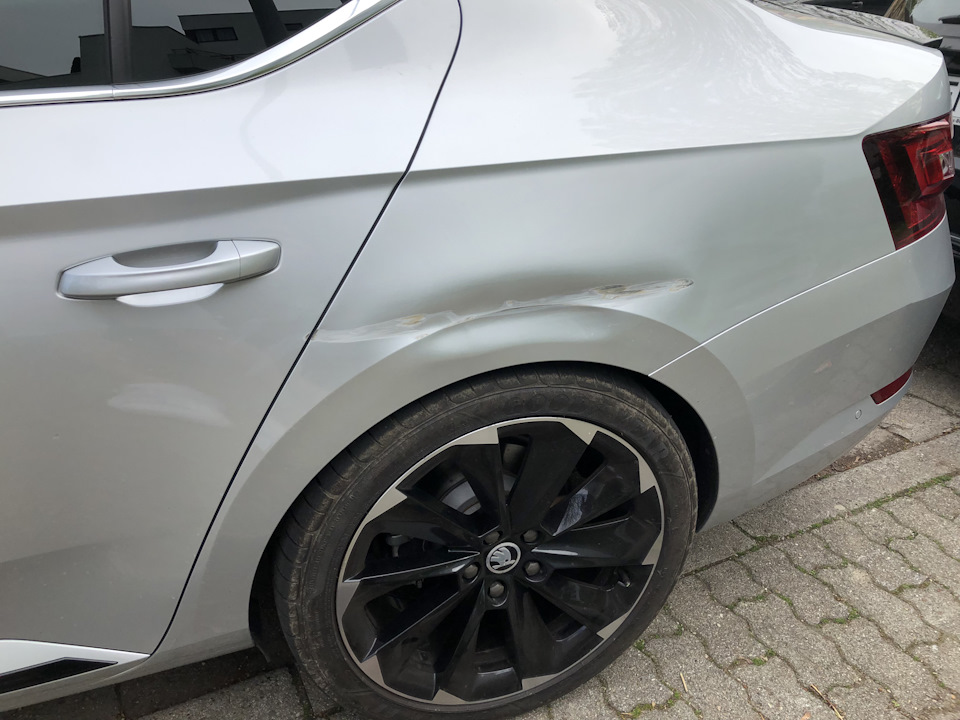Крыло и дверь — Skoda Superb Mk3