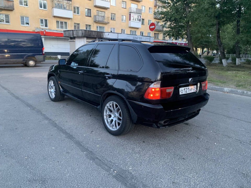 Фото в бортжурнале BMW X5 (E53)