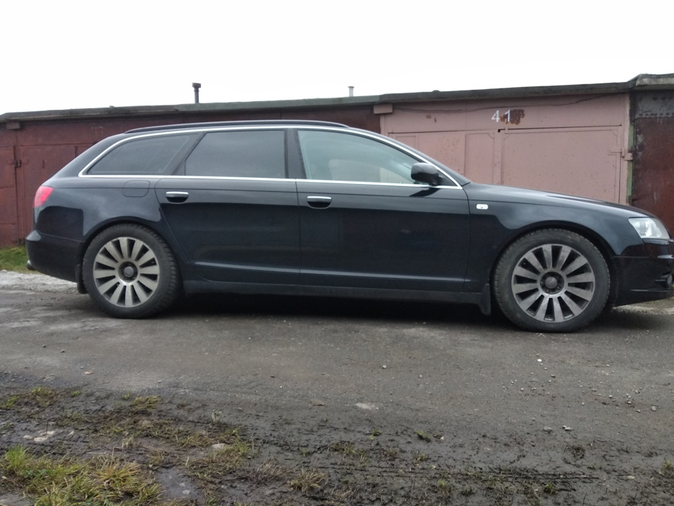 Морда поднялась на сантим, зад упал на три сантима по сравнению с s-line — Audi A6 Avant (C6)
