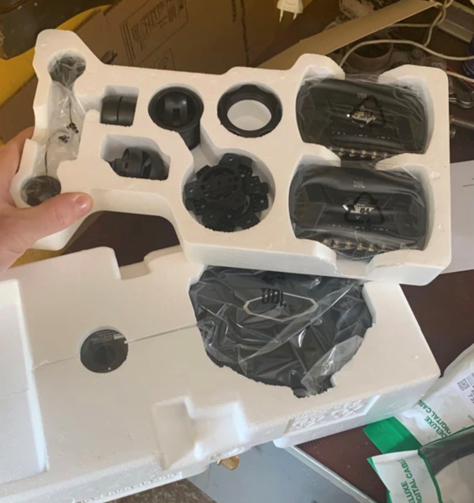 Фото в бортжурнале Toyota RAV4 (6G)