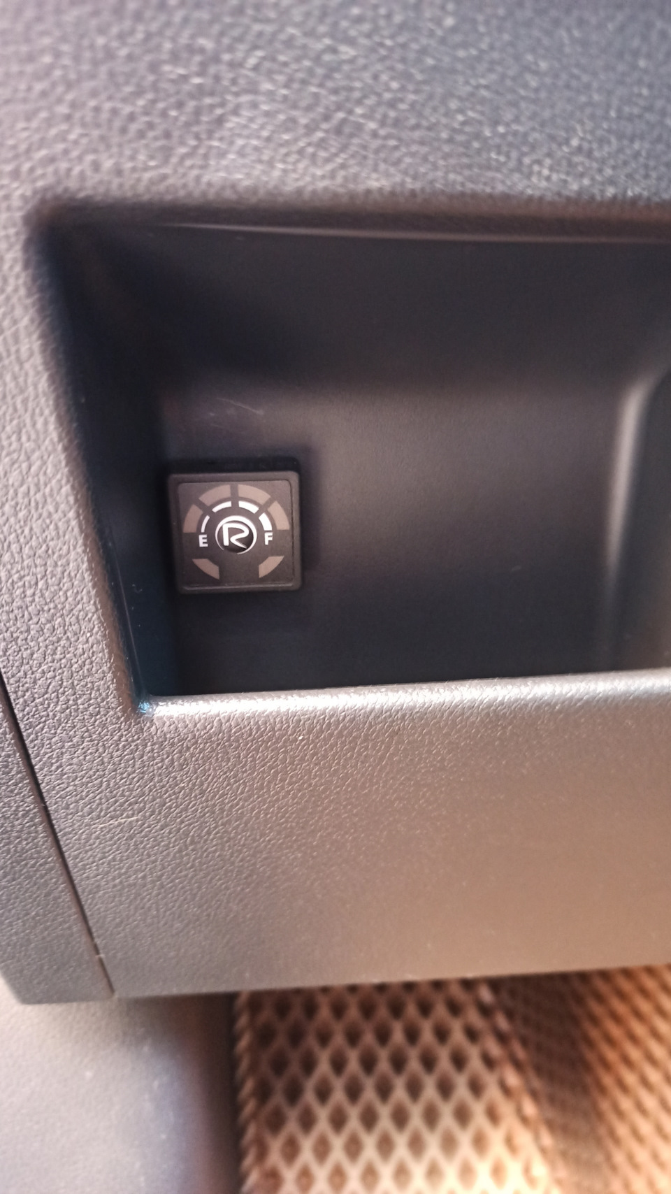 Фото в бортжурнале Haval F7 (1G)