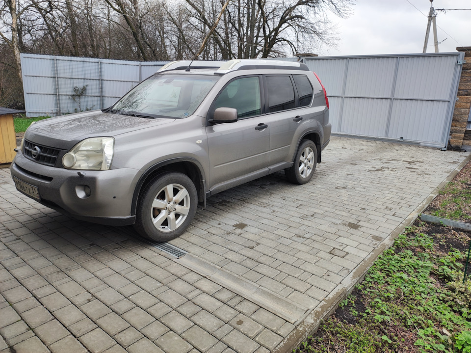 Фото в бортжурнале Nissan X-Trail II (t31)