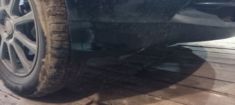 2 глубоких зарапины все равно видно. Но лучше чем было. — Honda Freed (1G)