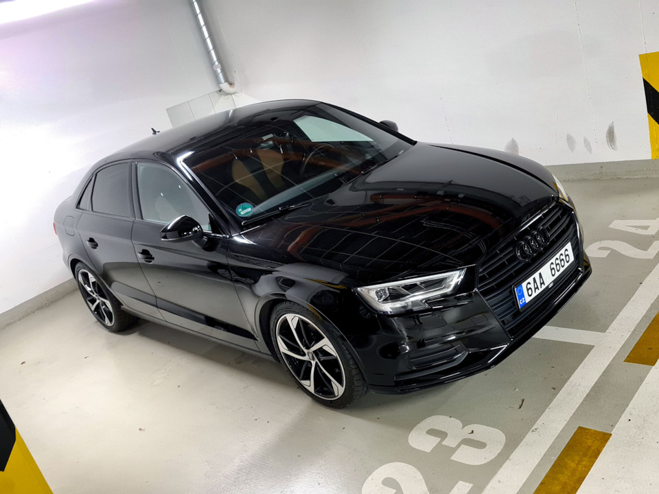 Фото в бортжурнале Audi A3 Sedan (8V)