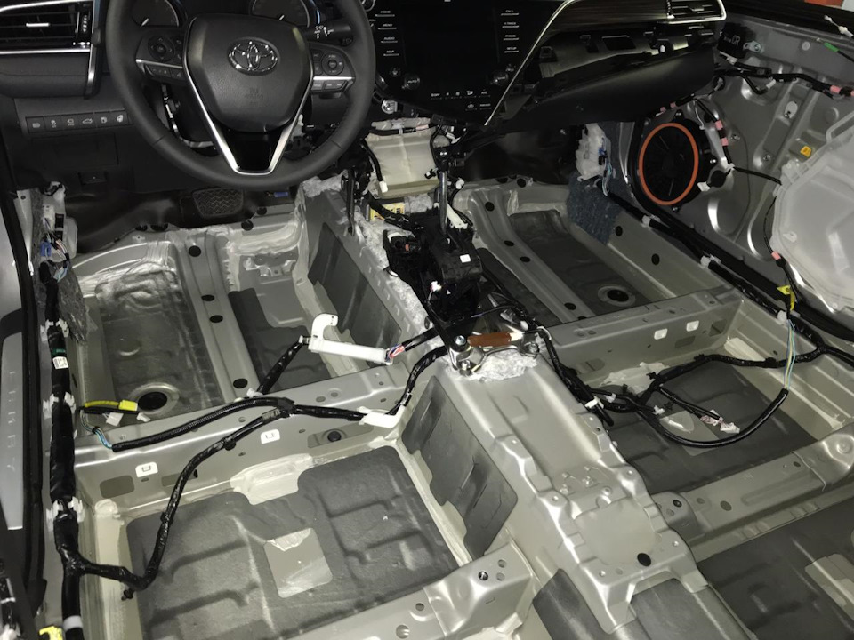 Фото в бортжурнале Toyota Camry (XV70)