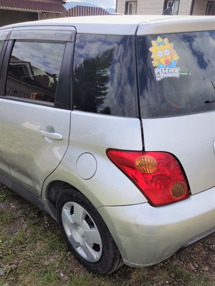 Вот так стало — Toyota ist (1G)