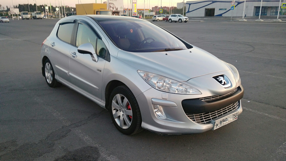 Peugeot 308 VTi