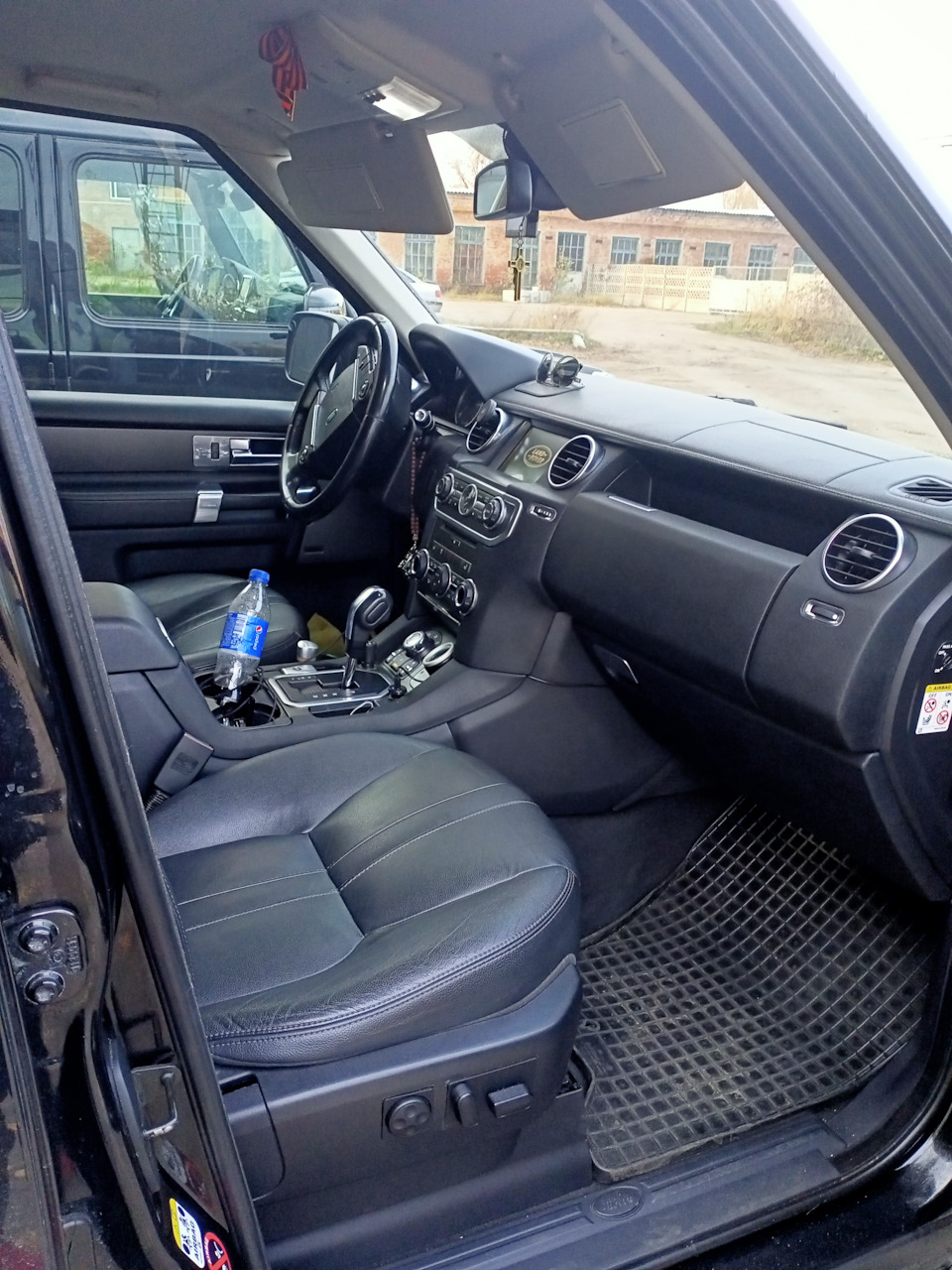 Фото в бортжурнале Land Rover Discovery IV