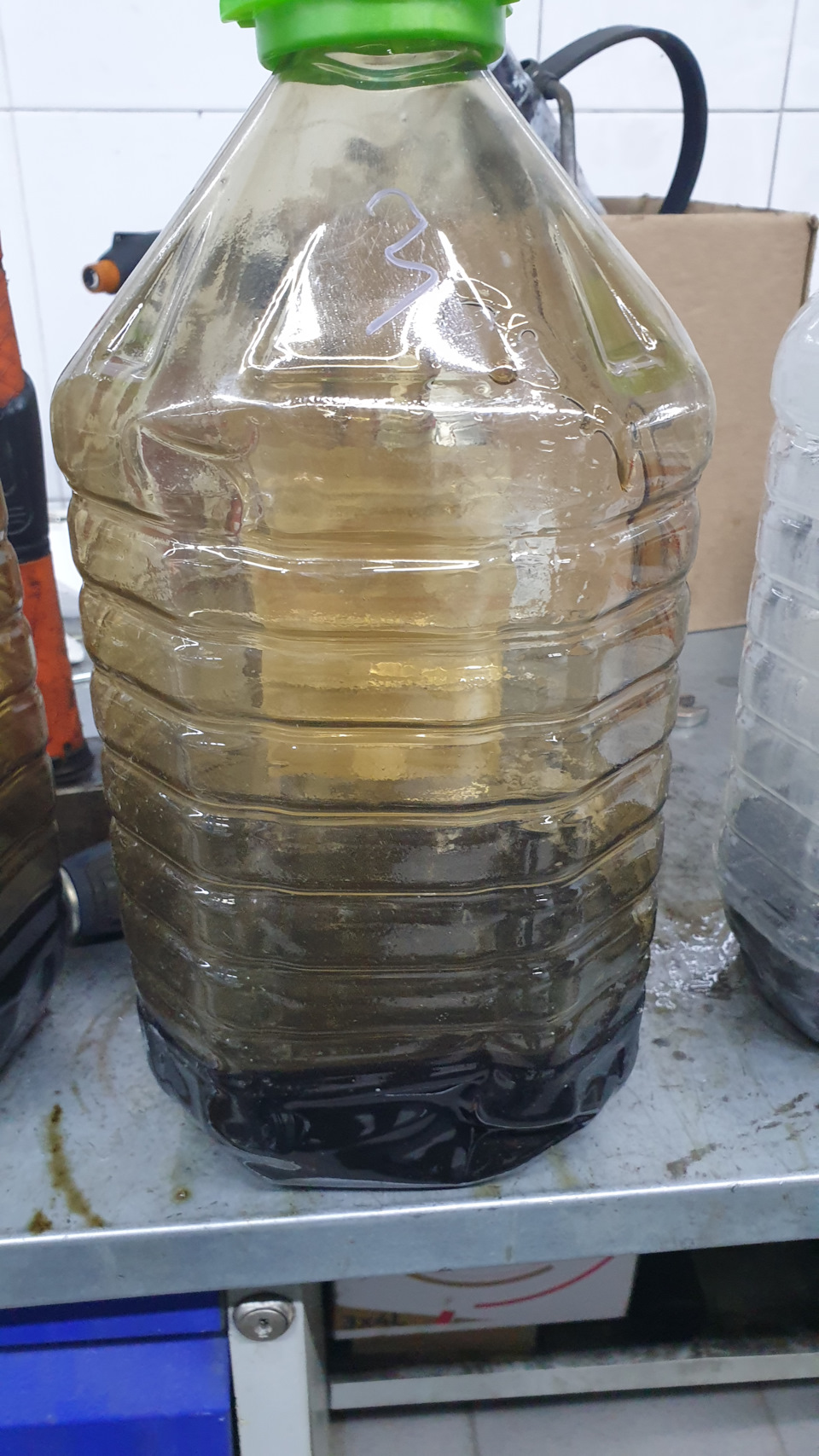 3-3 — Citroen C4 L
