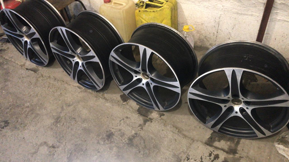 Фото в бортжурнале Volkswagen Touareg (2G)