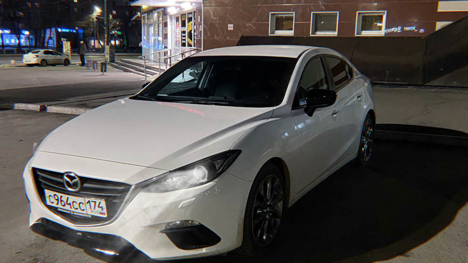 Mazda 3 1.6 Ляля