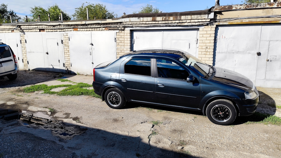 Фото в бортжурнале Renault Logan (1G)
