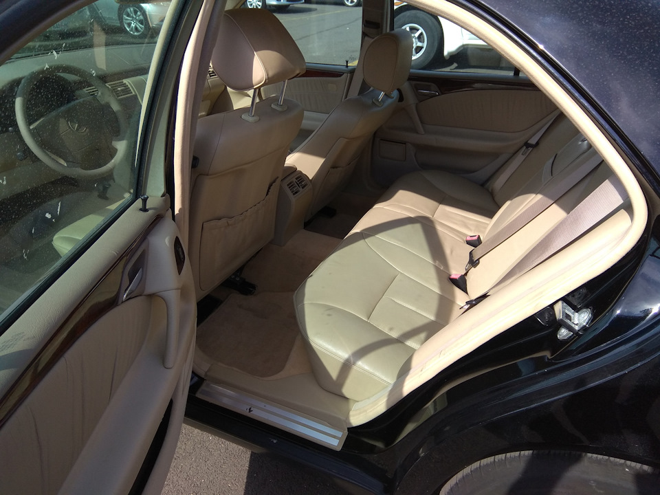 Фото в бортжурнале Mercedes-Benz E-Class (W210)