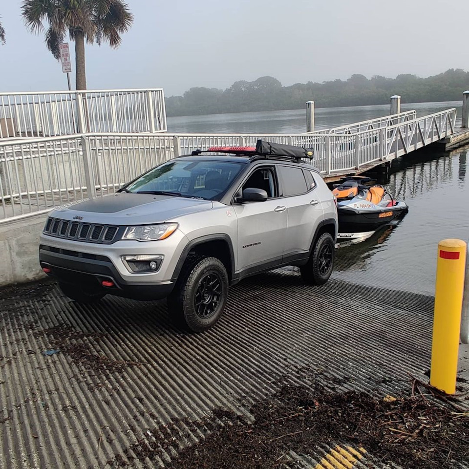 Фото в бортжурнале Jeep Compass (2G)