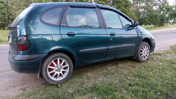 Renault Megane Scenic K7M 702