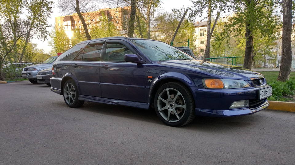 Honda Accord Wagon Фиолетовый истребитель