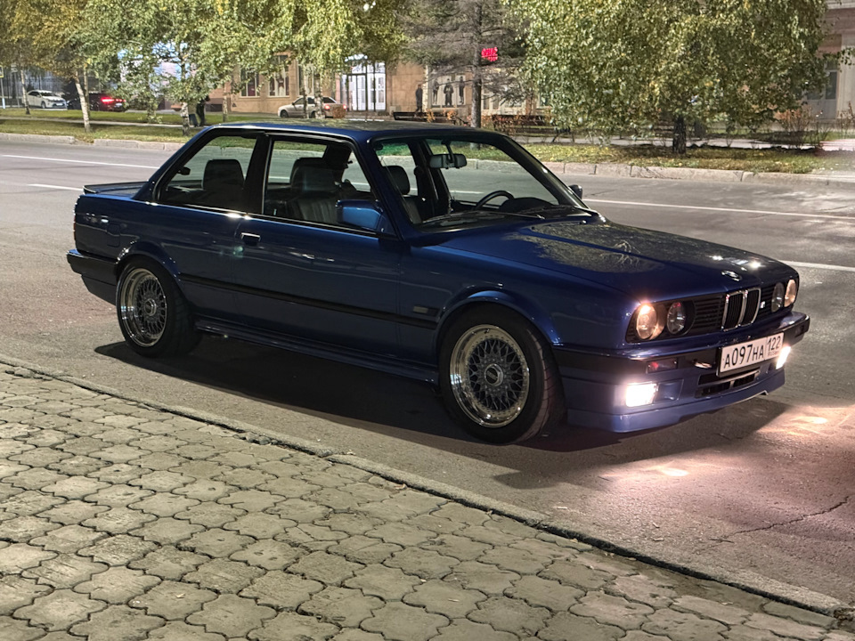 Фото в бортжурнале BMW 3 series (E30)