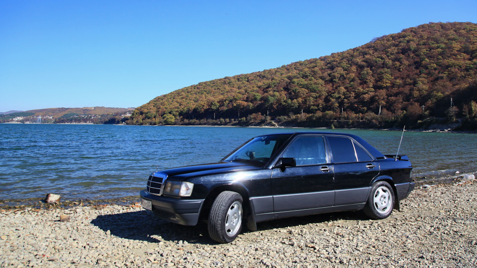 Mercedes-Benz 190 (W201)