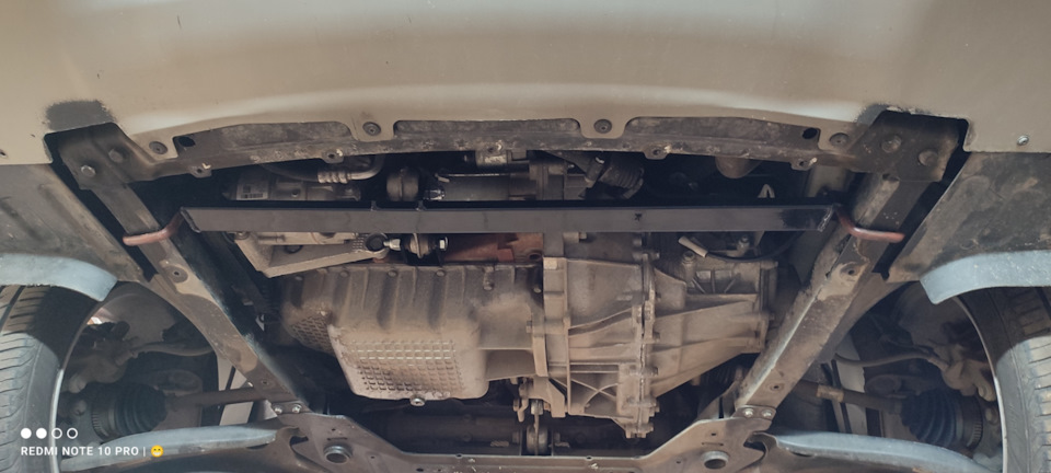 На месте — Lada Vesta (1G)