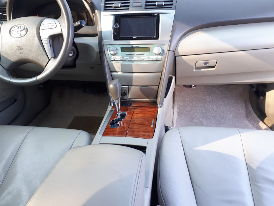 . — Toyota Camry (XV40)