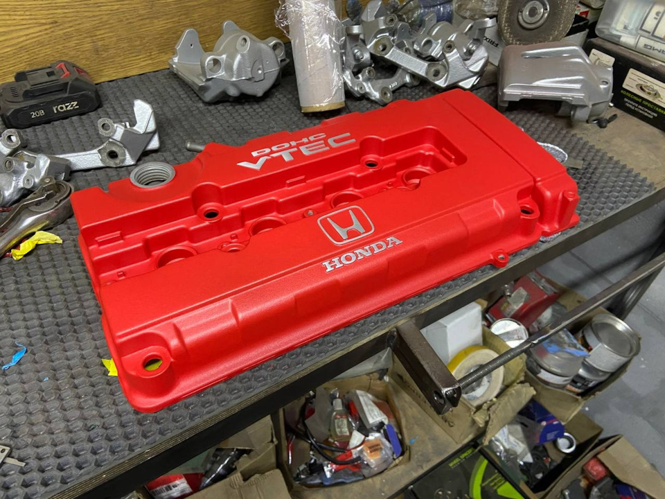 Крышка в термостойкой краске — Honda Civic Hatchback (6G)