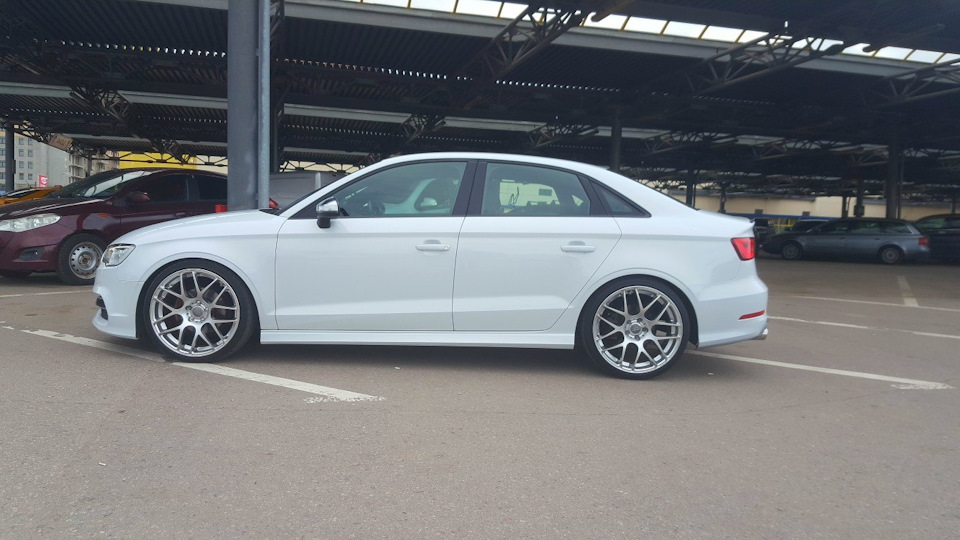 Фото в бортжурнале Audi A3 Sedan (8V)