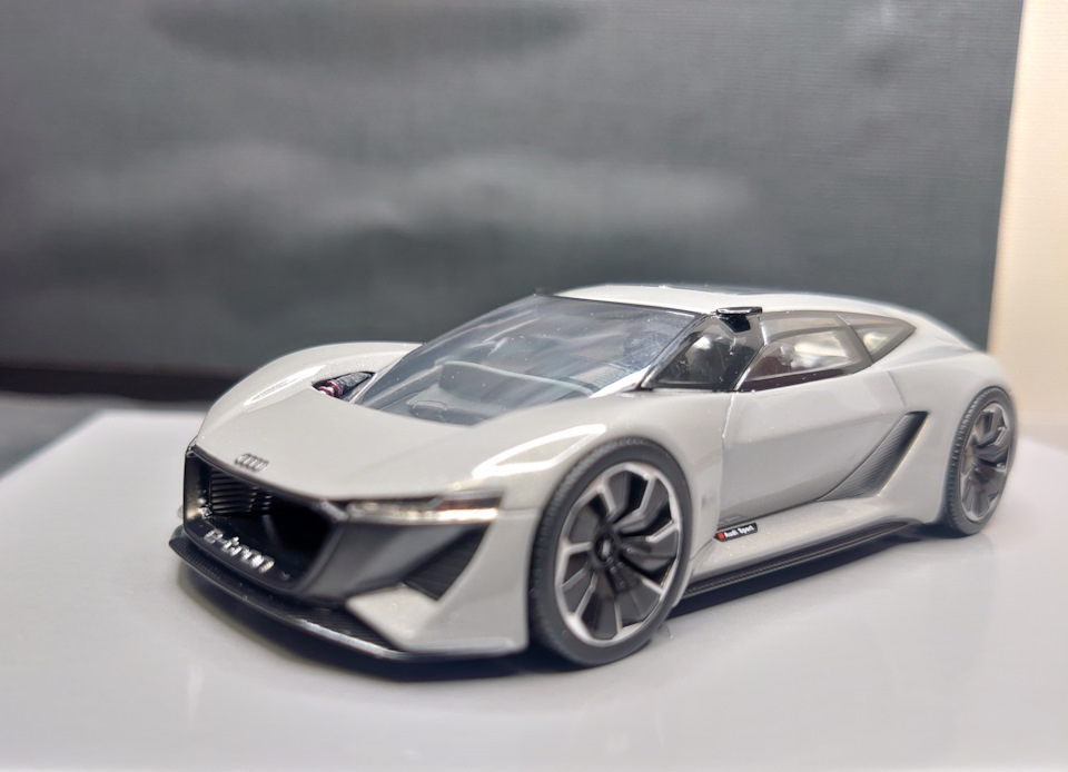 Audi PB18 e-tron (электрический спорткар 2018) 1:43 AvtoCult