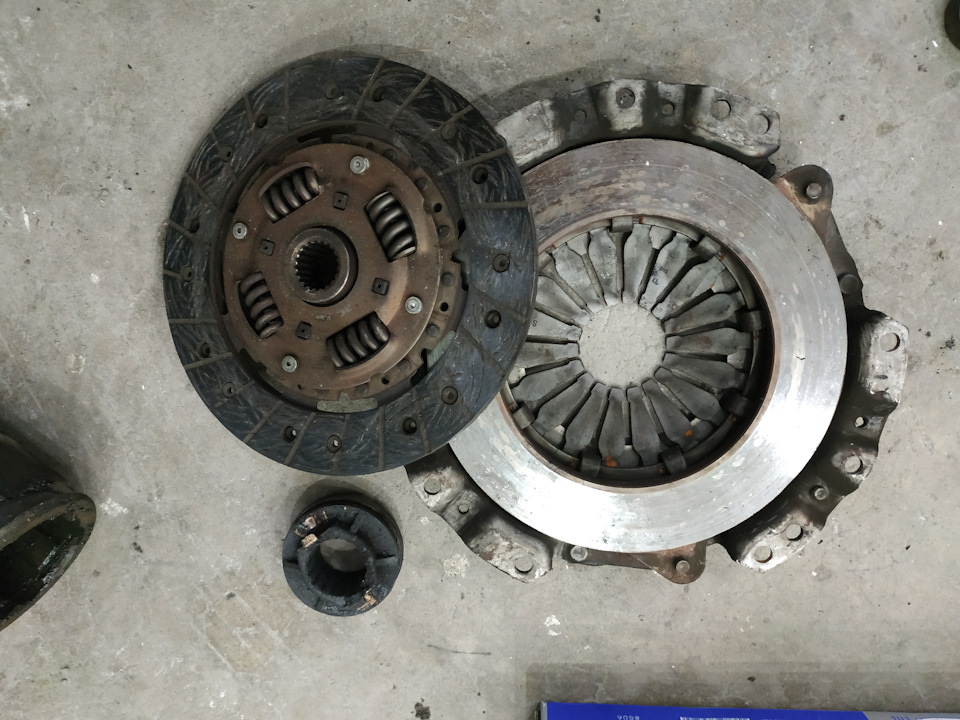 Фото в бортжурнале Mazda 323 IV