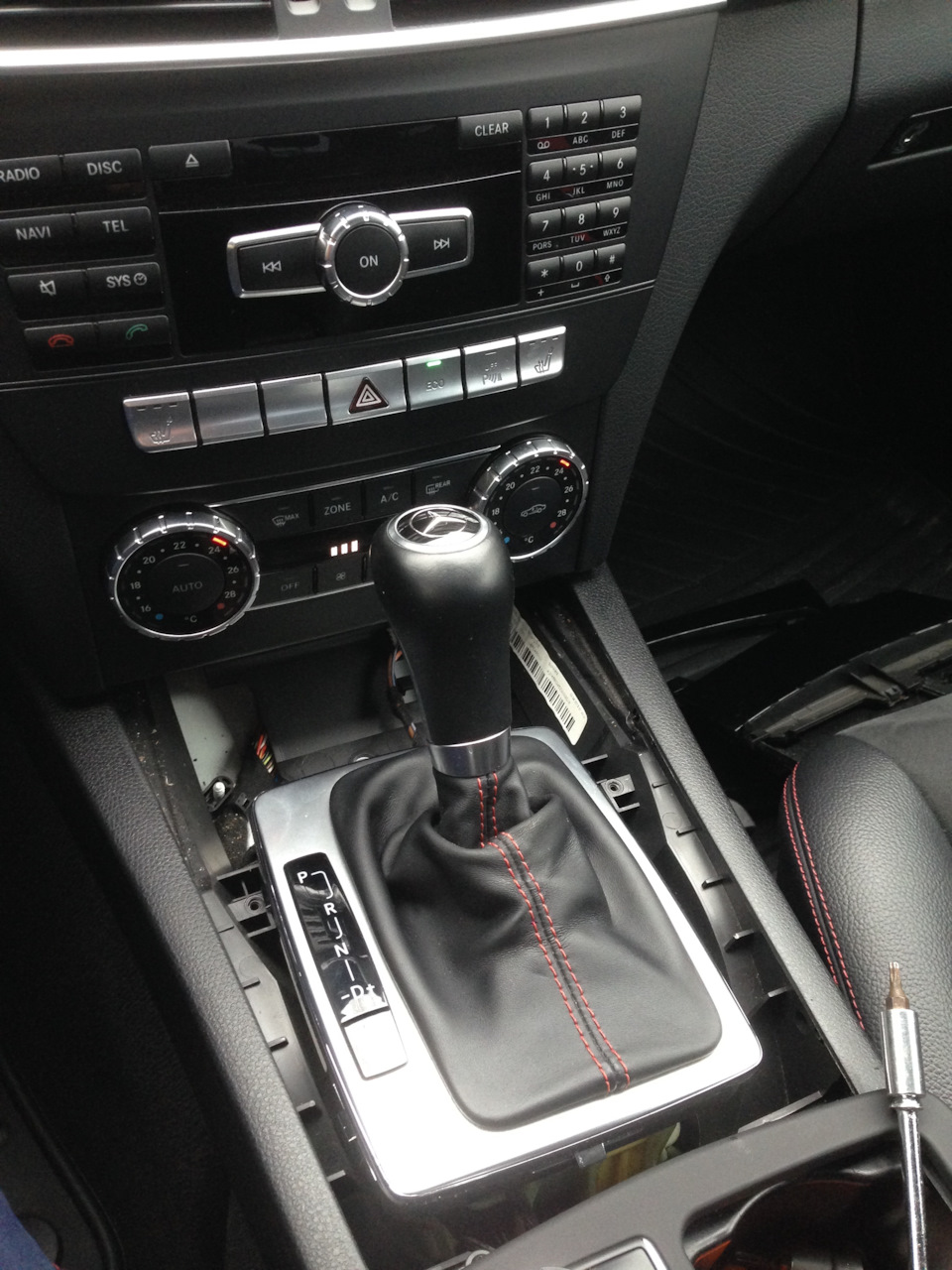 Разбирается просто — Mercedes-Benz C-Class (W204)