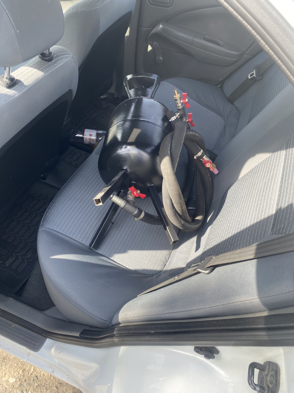 Фото в бортжурнале Honda HR-V (1G). Запчасти на фото: 9187020