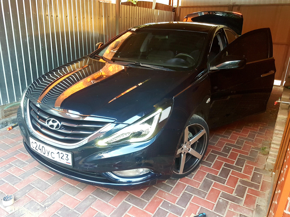 Стало — Hyundai Sonata VI (YF)