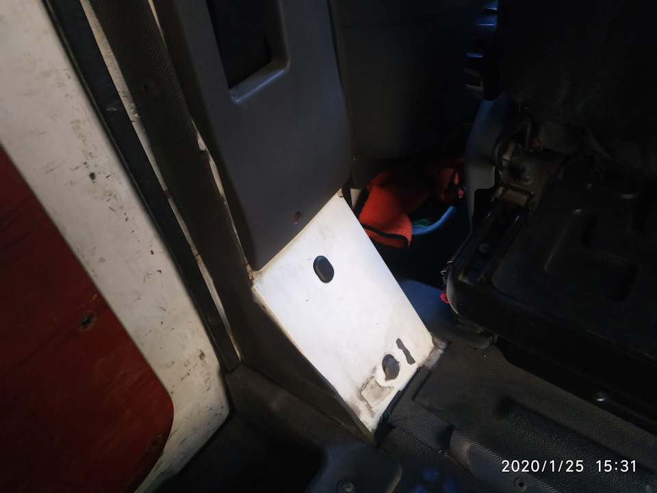 Photo from the logbook Ford Transit (6G). Found on photo: 2020125